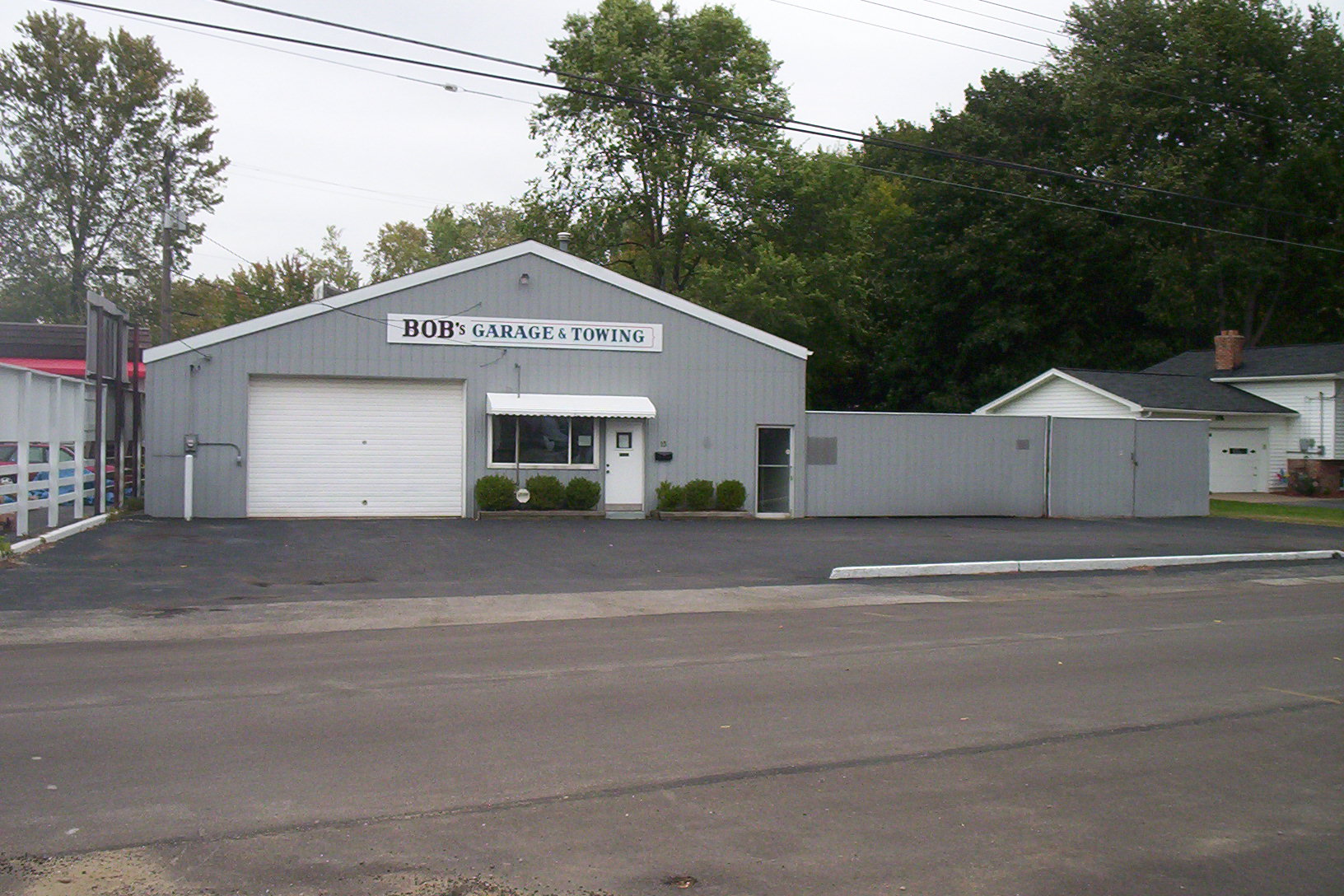 Bob's Garage & Towing Contact Us